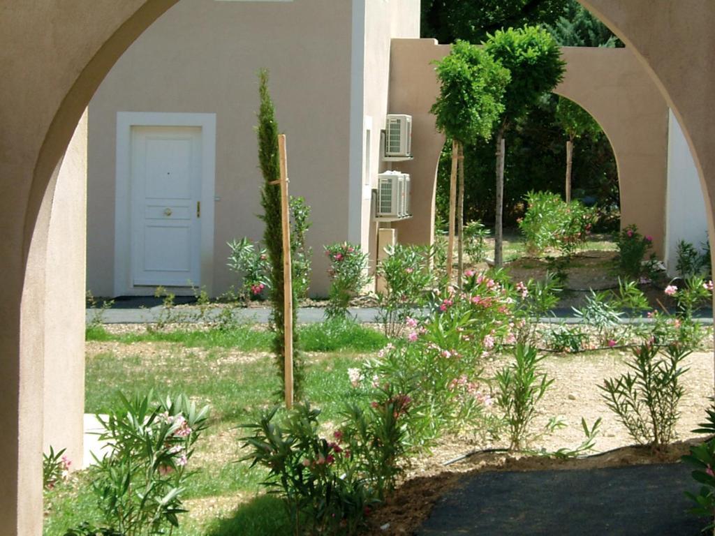Lagrange Vacances Les Bastides Des Chaumettes Монтору Экстерьер фото
